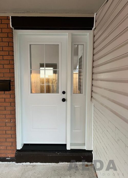 White front door with one sidelight